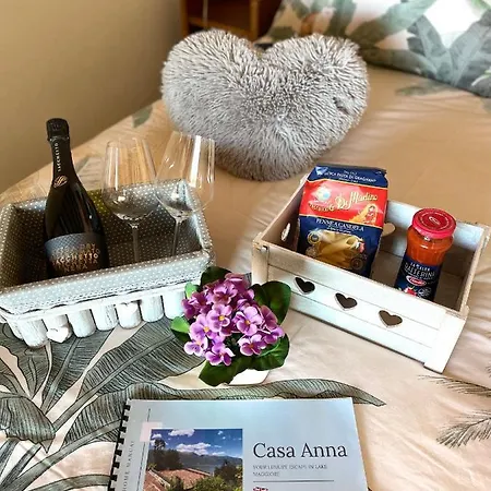 Apartment Casa Anna - Parco Hermitage Porto Valtravaglia