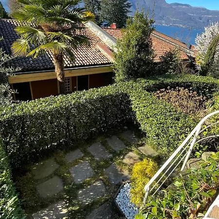 Casa Anna - Parco Hermitage 아파트 *