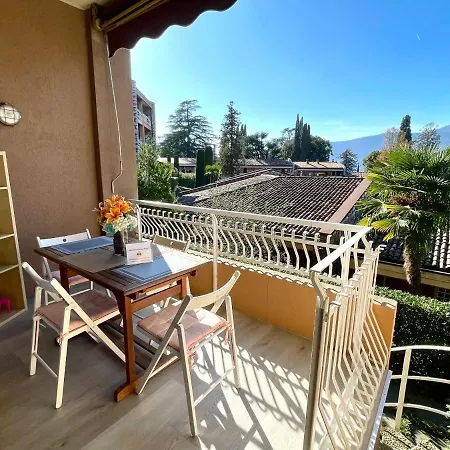 Casa Anna - Parco Hermitage Apartment
