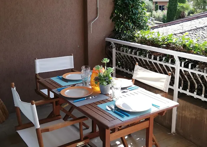 Casa Anna - Parco Hermitage Apartament Porto Valtravaglia